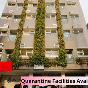 Hotel Super Oyo 665 Pasay Centrale